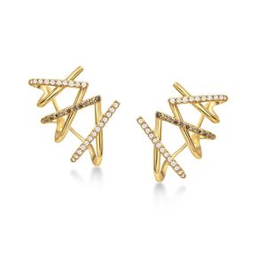 Brinco Ear Cuff Ouro 18k com 34 pontos de Diamante