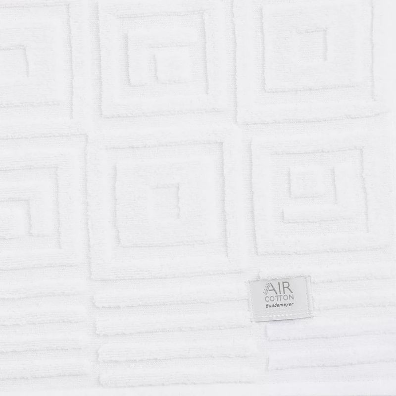17387985081425
