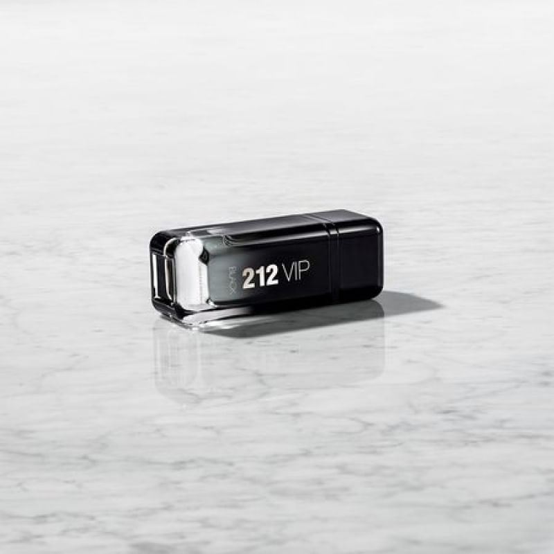 17532988841133